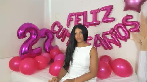 zoegarner10 online show from 12/21/25, 07:32