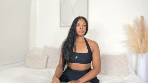 zoegarner10 online show from 04/21/26, 07:17