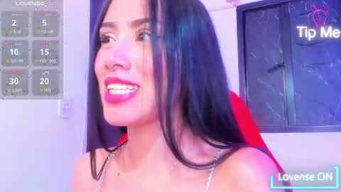 Laura  online show from 07/08/26, 05:12