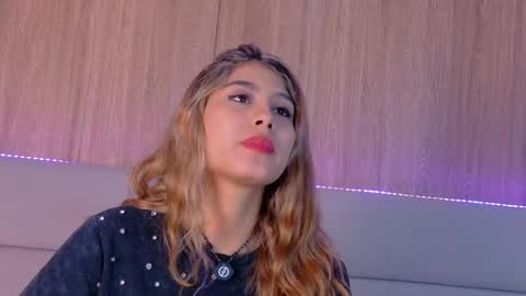 Zoe online show from 04/10/26, 11:26