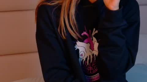 Zoe online show from 06/08/26, 11:32