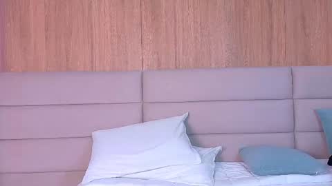 Zoe online show from 07/19/26, 01:15