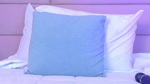 Zoe online show from 07/22/26, 11:18