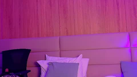 Zoe online show from 07/24/26, 10:57