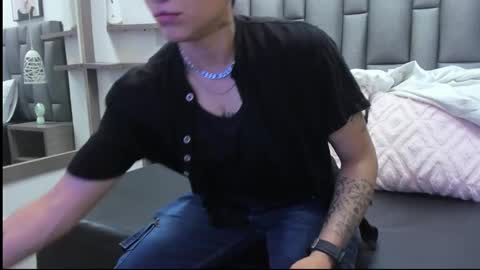 Zoe Krug online show from 03/14/26, 11:59