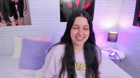 ZOE  online show from 11/17/25, 05:24