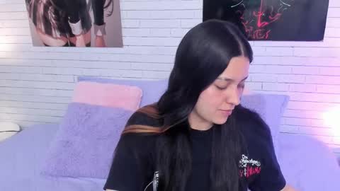 ZOE  online show from 11/29/25, 06:27