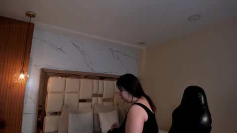 Zoes online show from 02/05/26, 11:26