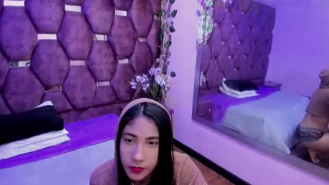 zoesmiitt online show from 05/23/26, 12:31