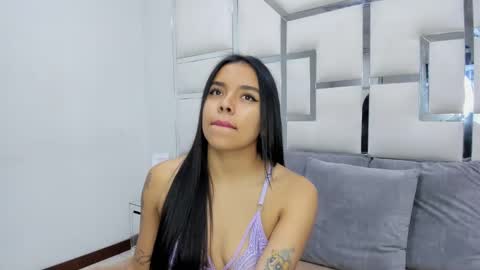 ZoeSwam online show from 02/17/25, 11:02