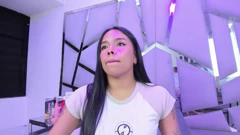 ZoeSwam online show from 02/09/26, 02:21