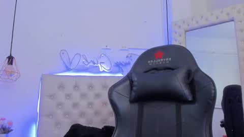 zoeth_ruiz online show from 03/04/25, 03:04