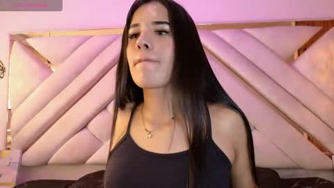 Zoe online show from 04/22/26, 01:12