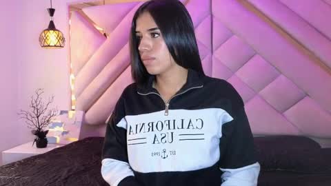 Zoe online show from 04/24/26, 01:24