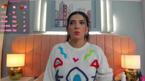 Snapshot of zoey_cute_ chatting on 01/15/25, 02:49 Valeria online show from 01/15/25, 02:49
