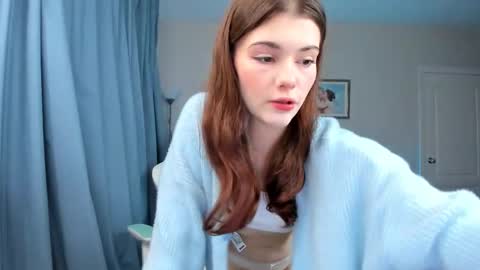 Zoey Lane online show from 10/17/25, 03:10