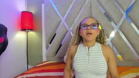 Zoey online show from 02/06/26, 03:48