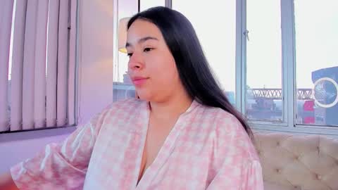 zoey thommpson online show from 02/12/26, 08:37