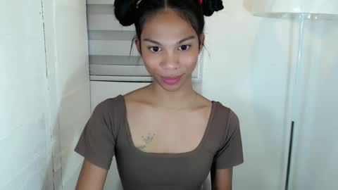 Snapshot of zoeygorgeous19 chatting on 02/11/25, 12:28 zoey online show from 02/11/25, 12:28