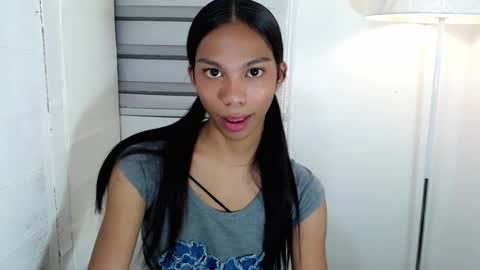 Snapshot of zoeygorgeous19 chatting on 02/12/25, 12:27 zoey online show from 02/12/25, 12:27