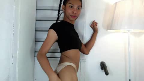 Snapshot of zoeygorgeous19 chatting on 02/12/25, 03:29 zoey online show from 02/12/25, 03:29