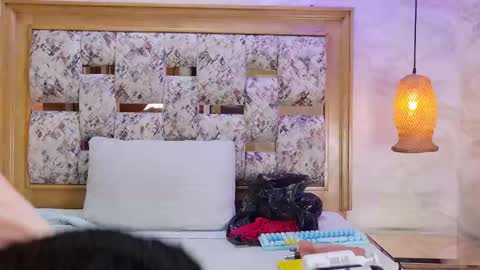 zoley  online show from 12/22/25, 03:03