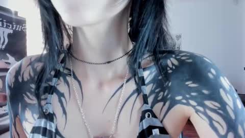 Snapshot of zombieeporcelainex chatting on 02/22/26, 02:26 SOPHIE online show from 02/22/26, 02:26