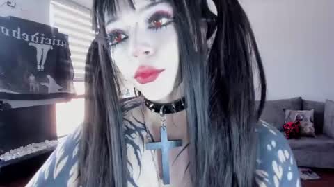 Snapshot of zombieeporcelainex chatting on 07/28/26, 08:52 SOPHIE online show from 07/28/26, 08:52