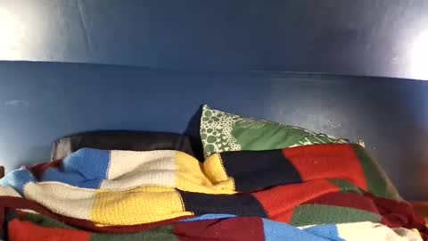 zom online show from 11/18/25, 07:29