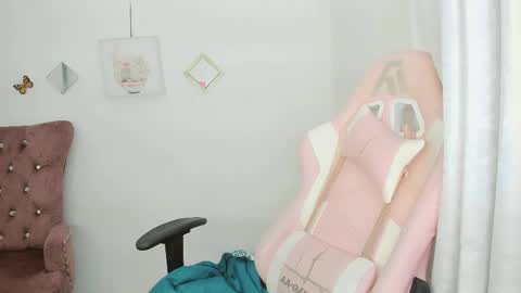 Alicie online show from 06/08/26, 04:57