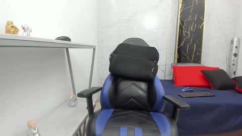     online show from 11/07/25, 12:21