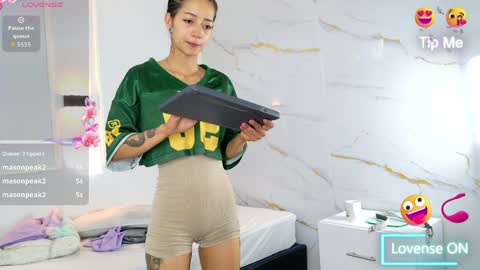 Violeta online show from 04/10/26, 12:43