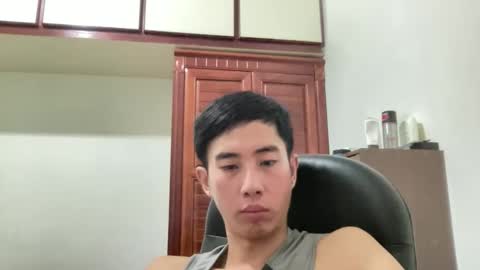 Snapshot of zseszsesz chatting on 09/09/25, 04:06 Z online show from 09/09/25, 04:06