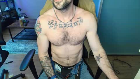 Zuko online show from 02/01/26, 04:11