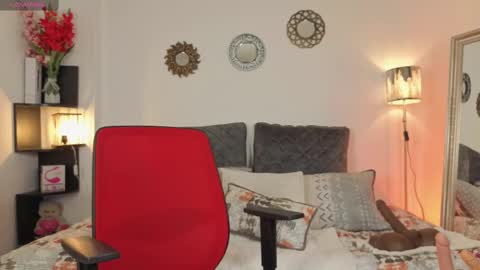 Snapshot of zuly_zahir_01 chatting on 02/28/25, 05:48 zuly goode online show from 02/28/25, 05:48