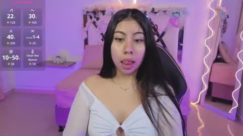 ZURY   online show from 10/07/25, 11:18