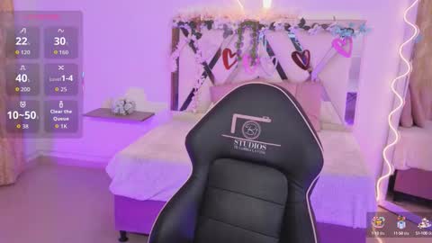 ZURY   online show from 10/10/25, 11:31