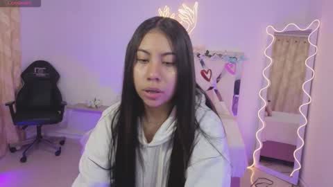 ZURY   online show from 10/11/25, 11:42