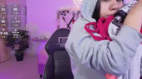 ZURY   online show from 11/09/25, 12:03