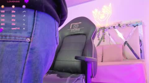 ZURY   online show from 02/23/26, 11:29