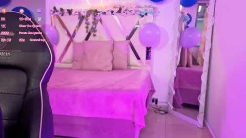 ZURY   online show from 04/04/26, 11:29