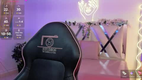 ZURY   online show from 04/20/26, 11:46