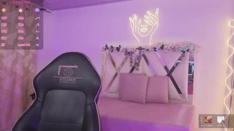 ZURY   online show from 04/22/26, 11:45