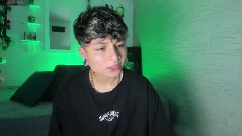 Snapshot of zuryramirez_ chatting on 10/11/25, 09:46 Zury Ramirez online show from 10/11/25, 09:46