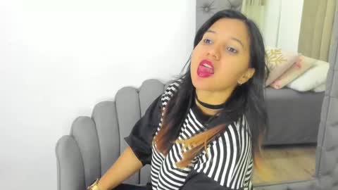 Im Zusan My schedule is from 1030pm to 430 am colombian time online show from 04/21/26, 02:51