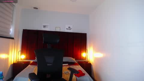 Zuzana21 online show from 12/31/24, 04:25