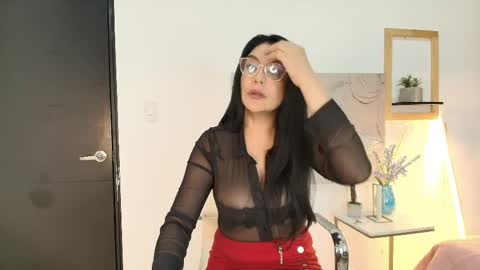 Snapshot of zuzana21 chatting on 05/26/26, 01:29 Zuzana21 online show from 05/26/26, 01:29