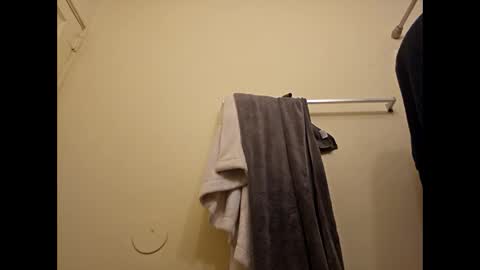 zx66_pyro online show from 12/08/24, 12:18