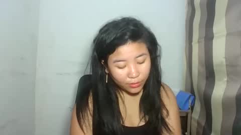 Snapshot of zyeii chatting on 10/28/25, 09:17 sweet lylia online show from 10/28/25, 09:17