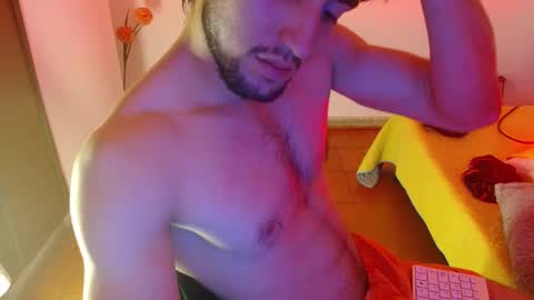 Snapshot of zyon_benet1 chatting on 10/17/25, 02:41 Zyon online show from 10/17/25, 02:41